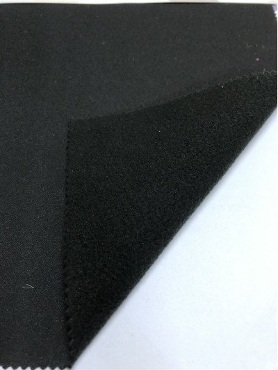 DG-PGSG  PS17145  30D雙面布+TPU+黑色搖粒絨 56''  270±10gsm 底布100%poly  MOQ:1000y 45度照